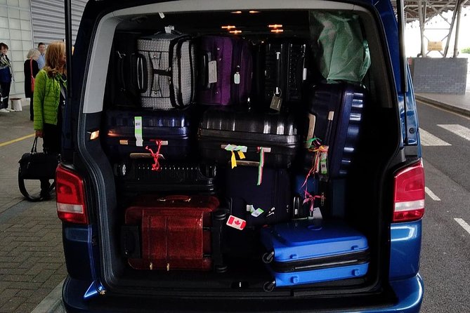 London to Southampton Cruise Terminals Private Minivan Transfer - Arriving at Southampton: Hotel Drop-Off and Cruise Terminal Convenience