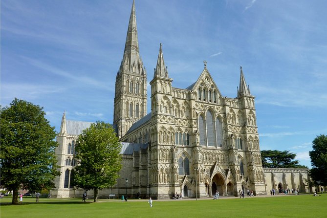 London to Southampton via Stonehenge and Salisbury - Salisbury Cathedral in 30 minutes: what you need to know