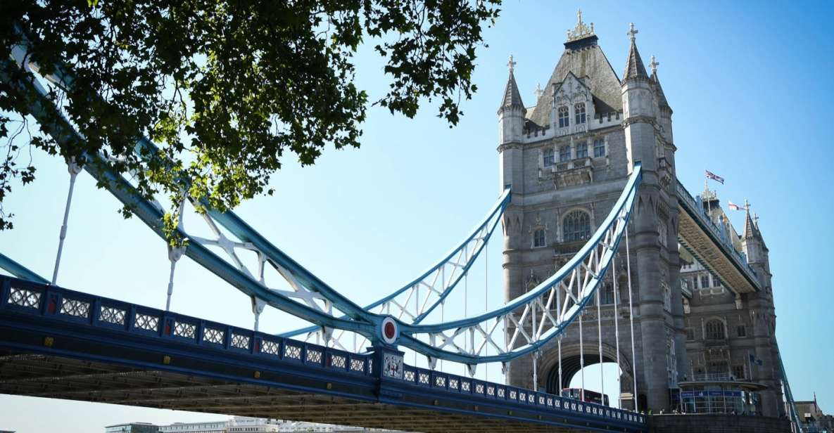 London: Top 30 Sights Walking Tour and Tower Bridge Exhibit - London Bridge area on foot: Globe-side views and the approach to Tower Bridge