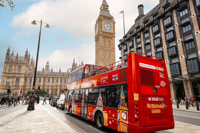London Tour Hop-on Hop-off Bus with Optional Thames River cruise - South Kensington and Kensington Palace: museums and grand shopping in one sweep