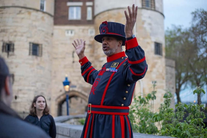 London: Tower of London After Hours Tour and Key Ceremony - White Tower, armory sights, and Traitor’s Gate in the dark