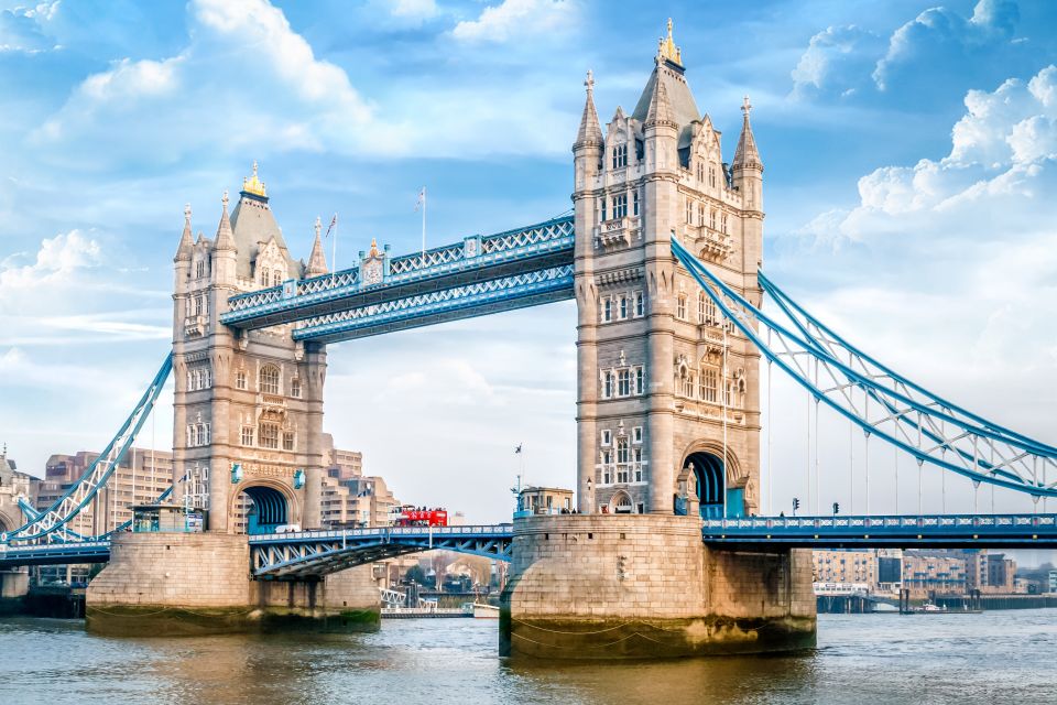 London: Tower of London Guided Tour with Crown Jewels Option - Timing realities: how to make the most of 3 hours