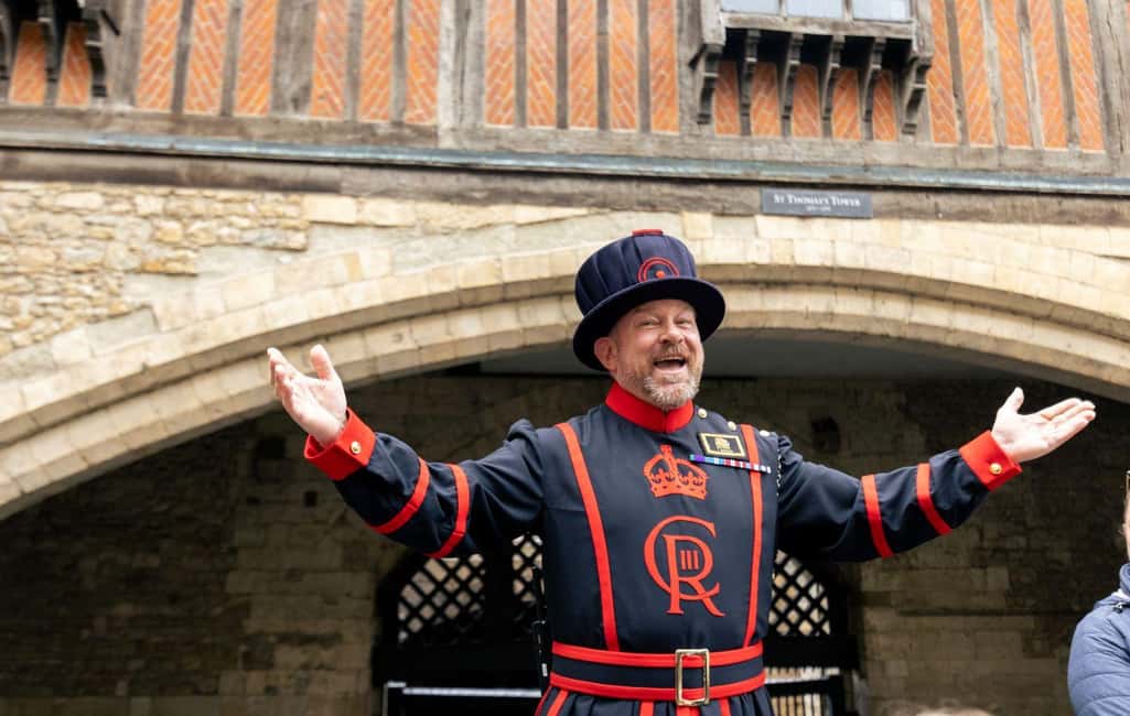 London: Tower of London, Thames Boat & Changing of the Guard - Tower of London early entry: Beefeaters, big moments, and fewer crowds