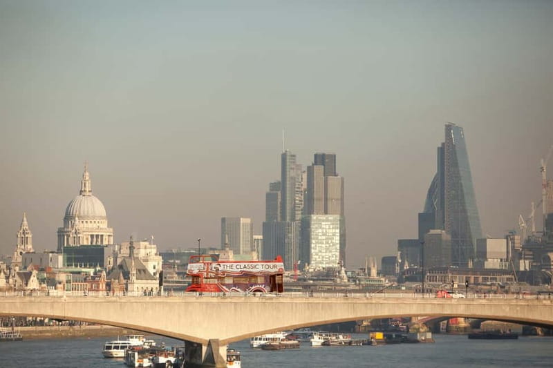 London Vintage Bus Tour: Live Comedy Sightseeing Show - The 75-minute ride: how the route works in real life