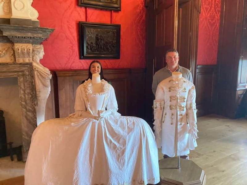 London: VIP Kensington Palace Gardens Tour & Royal High Tea - Meeting at Hilton London Hyde Park: start on time, stay organized