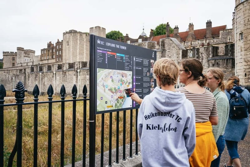 London: VIP Tower Opening Ceremony, Crown Jewels & Cruise - White Tower finish: your guided ending with room to roam