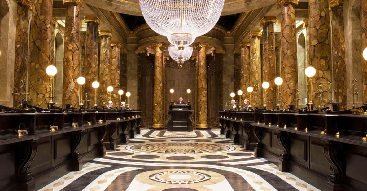 London: Warner Bros. Studio Tour and Thames River Cruise - A one-ticket day: Studio magic plus a Thames cruise
