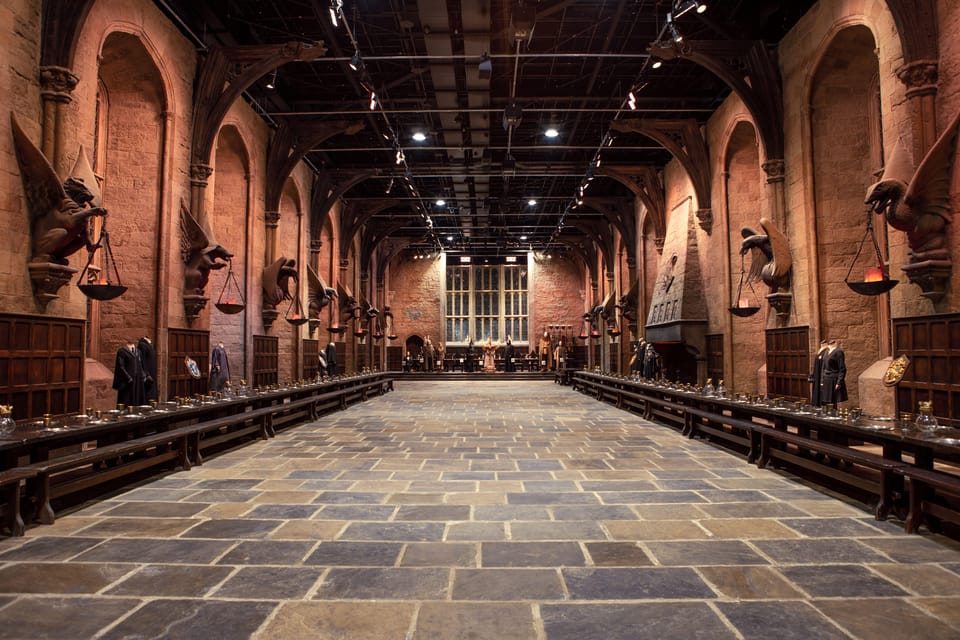 London: Warner Bros. Studio Tour and Thames River Cruise - Leavesden start: getting to your 09:30 Warner Bros. entry