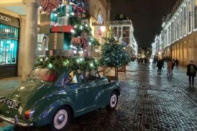 London West End Sunset Tour in Spanish - Starting at the Palace Theatre: where your evening sets the tone