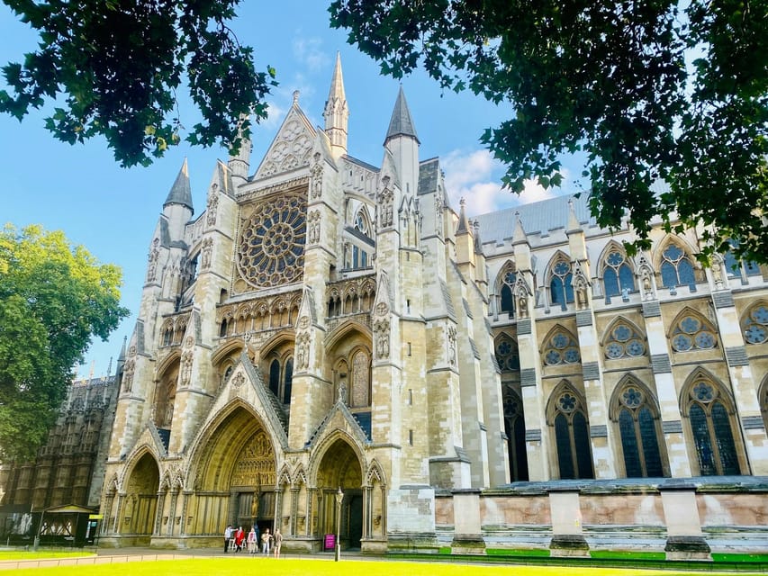 London: Westminster Abbey, Big Ben, Buckingham Palace Tour - Blue Badge guidance: why the narration is the real value