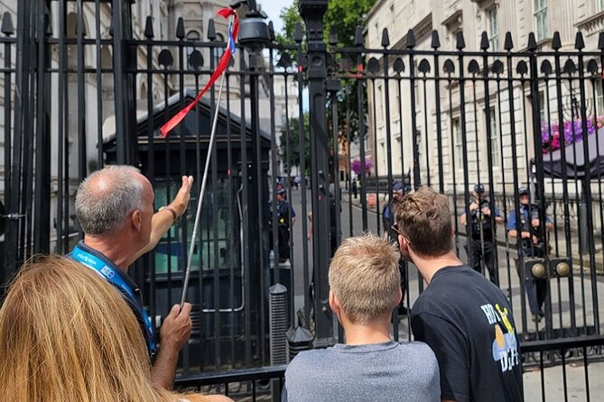 London: Westminster Abbey, Big Ben & Changing of the Guards Tour - Walking pace, standing time, and what to wear
