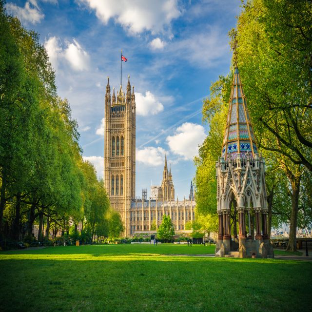 London: Westminster Abbey Skip-the-line Entry & Guided Tour - St. Margaret’s Church: included on select options, and worth planning around hours