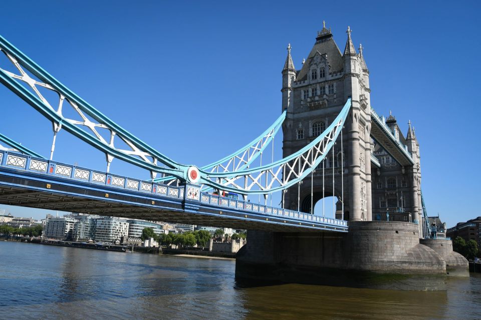 London: Westminster Tour, Tower of London & Tower Bridge - The one caution I’d actually listen to