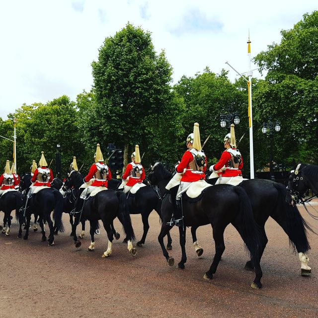 London: Westminster Walking Tour and Visit to Kew Gardens - Getting Oriented at The Ritz and Green Park Meeting Spot