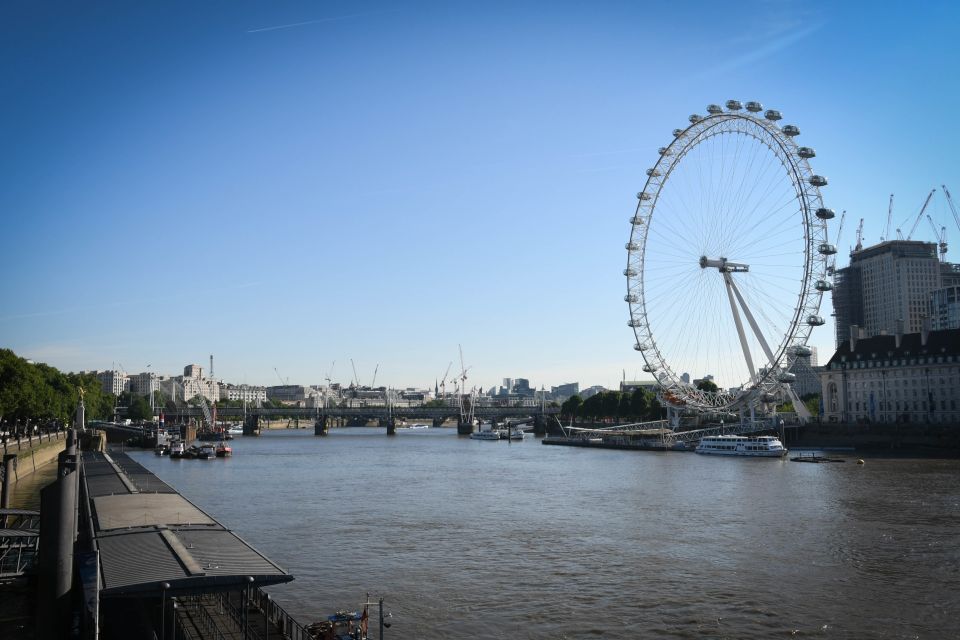 London: Westminster Walking Tour & London Dungeon Entry - Westminster in one focused morning: 20 sights, one route, real context