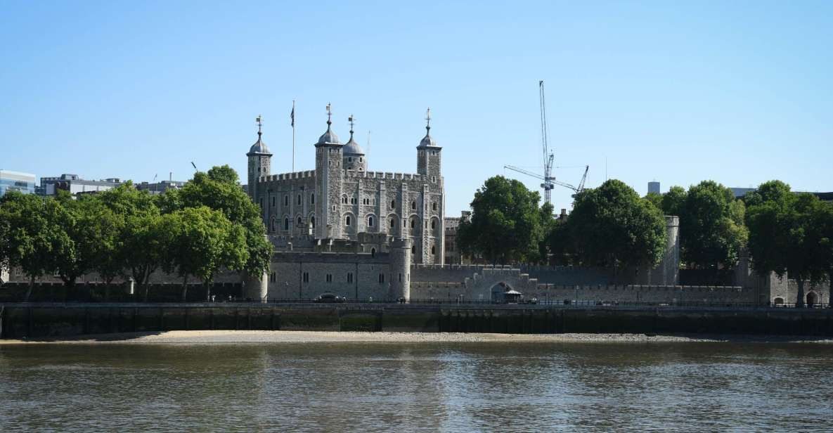 London: Westminster Walking Tour & The Tower of London Entry - Buckingham Palace at the Changing of the Guard (select days only)