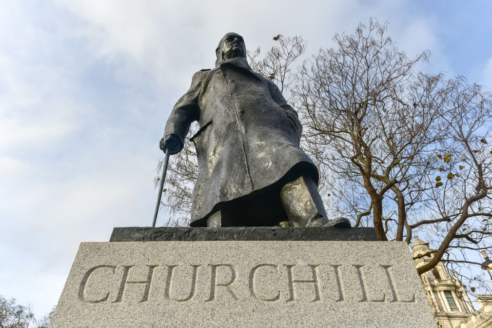 London: Westminster WW2 Tour & Churchill’s War Rooms Ticket - 10 Downing Street and the Cenotaph: the war story gets personal