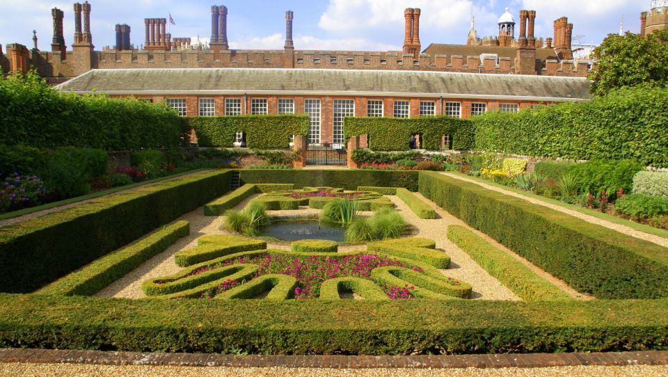 London: Windsor Castle & Henry VIII's Hampton Court Palace - Price and Value: What $120 Buys (and What It Might Not)