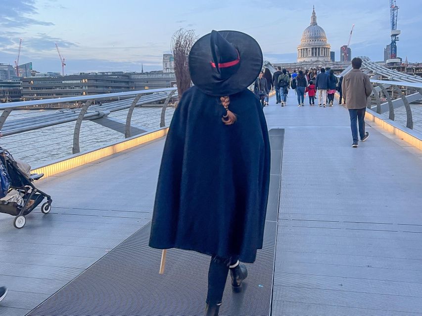 London: Witches and History Bankside Walking Tour - Shakespeare’s Globe, Thames river air, and St Paul’s: the skyline payoff