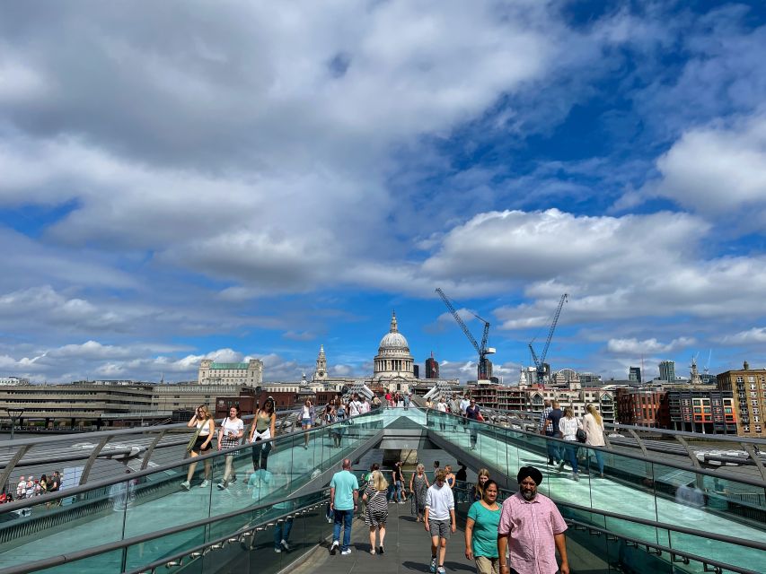 London: Witches and History Bankside Walking Tour - Meeting at Southwark Viewpoint: the walk starts before you even move