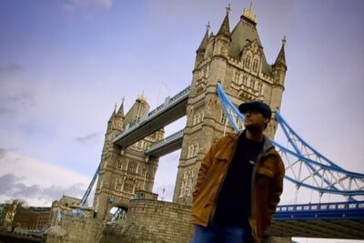 London with a Local (Historical) - Stop-by-stop: Piccadilly Circus, the West End streets, and the palace edge