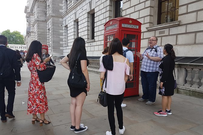London's Amazing Palaces & Parliament : Private Tour - Changing of the Guard at 10am: worth it, but don’t rely blindly