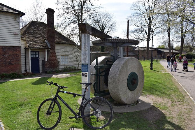 London's Best Kept Secret Bike Tour - Meet Near Colliers Wood, Then Ride South London Like a Local