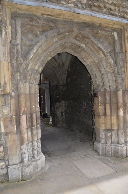 London's Hidden Treasures Tours by Black Taxi Cab - Henry VIII’s Royal Cow Shed and the royal oddities most tours skip