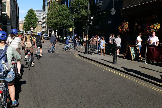 Love London Bike Tour - Soho, Carnaby Street, and Chinatown: shopping streets with real stories