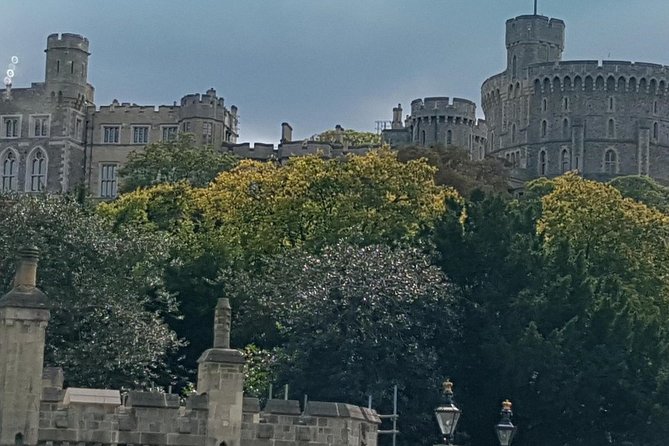 Luxury Private Day Hire London-London Stopover at Windsor & Hampton Court Palace - Tickets, closures, and what to budget