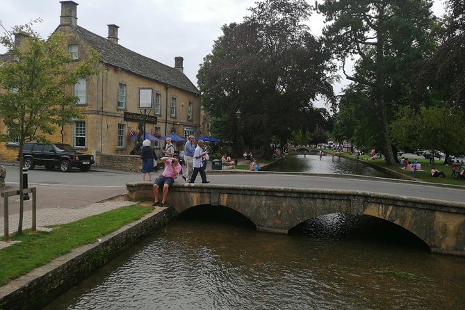 Luxury Private Vehicle Day Hire: From-London Blenheim Palace & Cotswold Villages - Price and value: when $1,638.66 per group makes sense