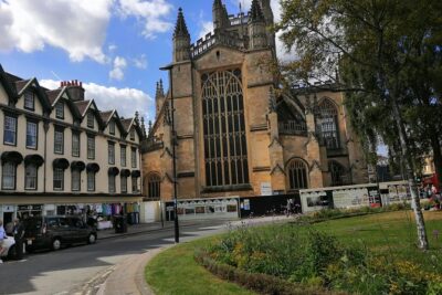 Luxury Private Vehicle Day Hire from & to London via Stonehenge Lacock and Bath - The full itinerary: timing from pickup to return
