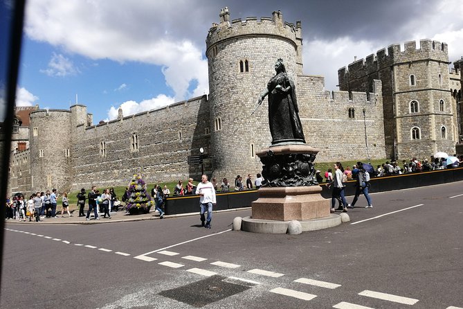 Luxury Private Vehicle Day Hire from & to London via Stonehenge & Windsor Castle - Windsor Castle After Lunch Ideas: A Working Royal Site with Around Three Hours On-Site