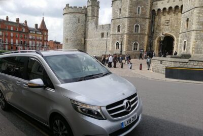 Luxury Private Vehicle Day Hire:London to London Stopover Windsor and its Castle - Windsor Castle in 4 hours: pacing a royal visit