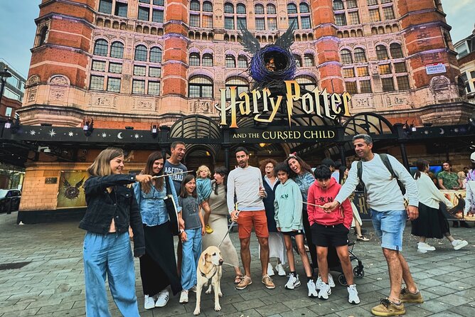 Magical Harry Potter tour in Spanish, ! You choose the option! - Whitehall to the Gringotts and Ministry of Magic zone
