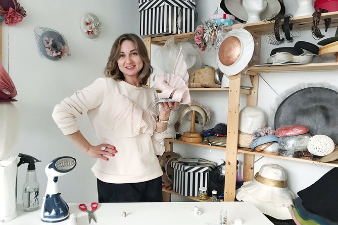 Make a Fascinator Hat with a Designer in London - Your 3-hour itinerary: what you’ll make (and how the time is used)