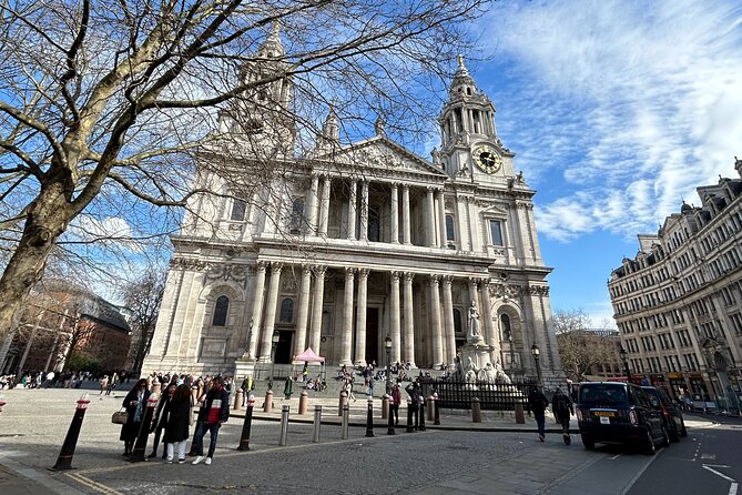 Medieval London Walking Tour Oxford PhD Historian Guide - A smart wrap-up: what you’ll carry home