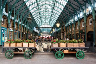 Misfits of Covent Garden Walking Tour - Covent Garden market building: seeing how the neighborhood evolved