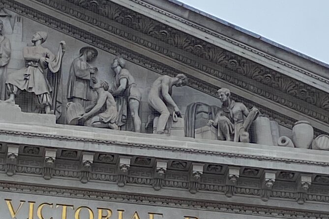 Money and Power in the City Sightseeing Tour - Quick FAQ