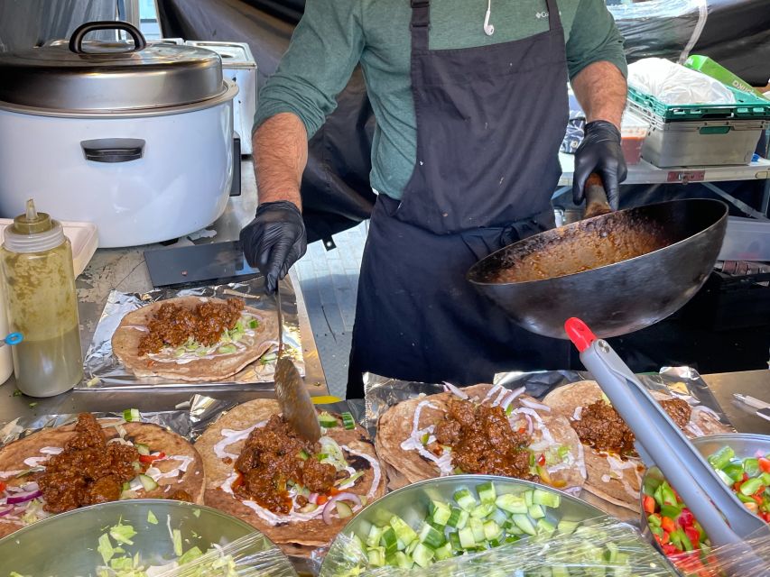 NO DIET CLUB - Bike and Food tour in London ! - Price and value: what $81 buys in 3.5 hours