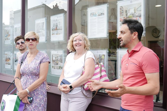 Notting Hill Walking Tour for Small Groups - Stop 4: St Lukes Mews and the Love Actually scene location