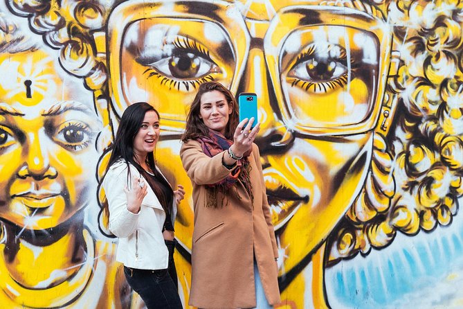 Off the Beaten Track in London: Private Shoreditch Tour - Meeting at Whitechapel High St and the simple logistics that matter
