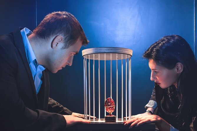 One-Hour Private Capital Caper Escape Room Gaming in London - How the private format changes the whole vibe