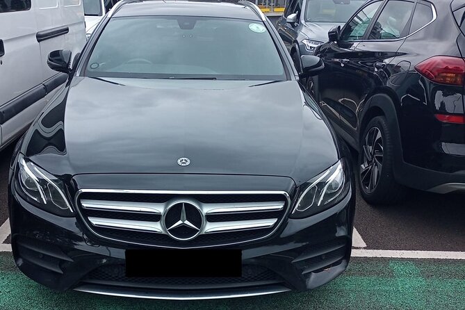 One Way Taxi Transfer from Heathrow Airport to London - Car Seats, Waiting Time, and Drop-Off Rules You’ll Want to Know