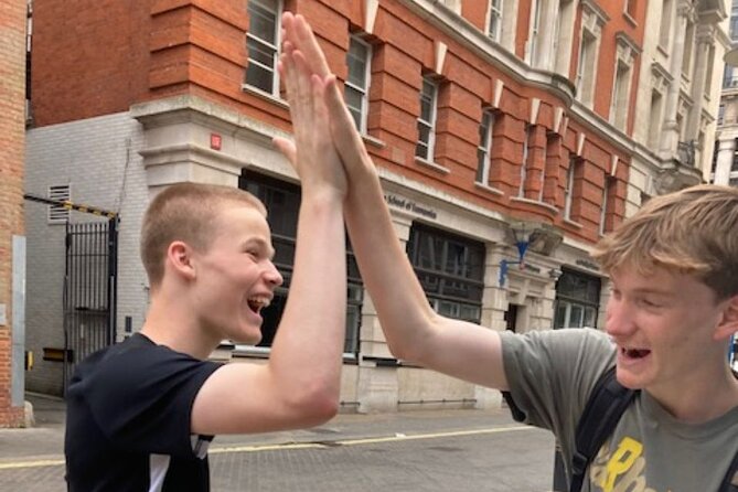 Outdoor Adventure Game in London - What This Street Mystery Game Is Like in Central London