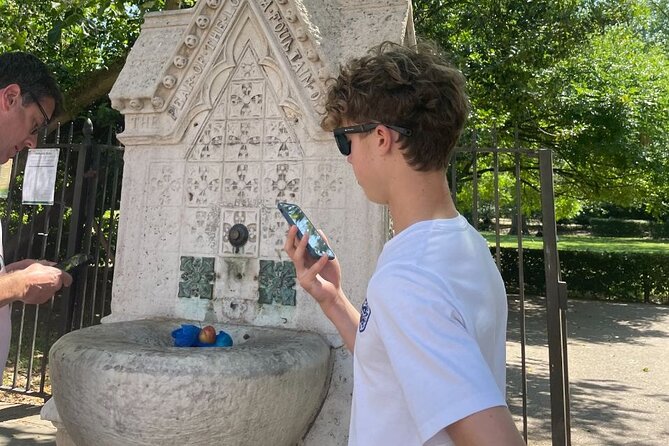 Outdoor Adventure Game in London - From Sicilian Avenue to Aldwych: The Meeting Point Flow