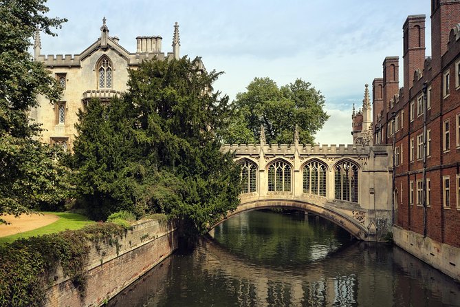 Oxford & Cambridge Universities Tour - Cambridge Walking Tour: River Cam Views, King’s College, and the Bridge of Sighs