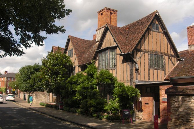 Oxford, Shakespeare Country & Warwick castle private Tour - Price and value for a private tour at this level