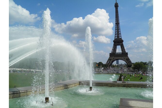 Paris by Rail with Sightseeing Bus and River Seine Lunch Cruise - Sacré-Cœur in 25 Minutes: What You Can and Can’t Do