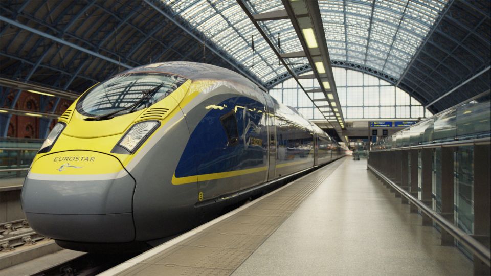 Paris Day Trip with Eurostar and Hop-On Hop-Off Bus - The hop-on hop-off bus: flexible sightseeing with a timing reality check